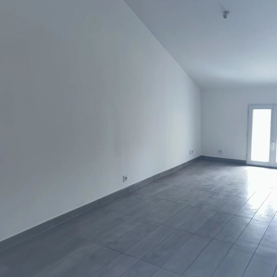  AGENCE TEMPLUM : Maison / Villa | SORGUES (84700) | 77 m2 | 843 &euro; 