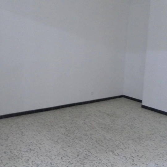  AGENCE TEMPLUM : Maison / Villa | SORGUES (84700) | 77 m2 | 843 &euro; 