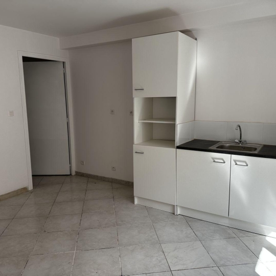 AGENCE TEMPLUM : Appartement | SORGUES (84700) | 26.00m2 | 360 € 