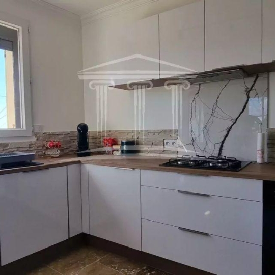  AGENCE TEMPLUM : Maison / Villa | CHATEAUNEUF-DU-PAPE (84230) | 40 m2 | 696 &euro; 