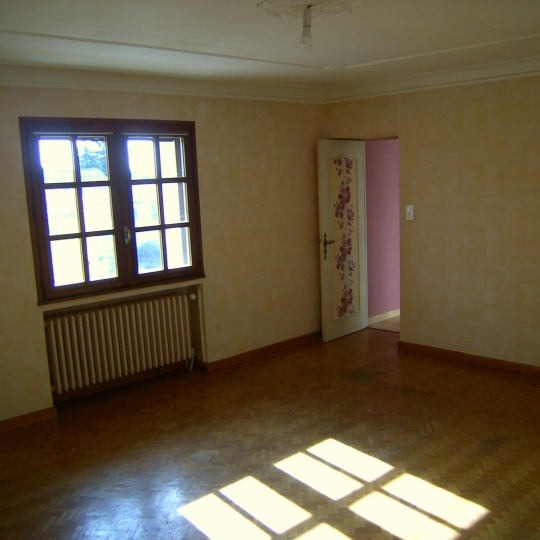  AGENCE TEMPLUM : Apartment | SORGUES (84700) | 111 m2 | 905 &euro; 