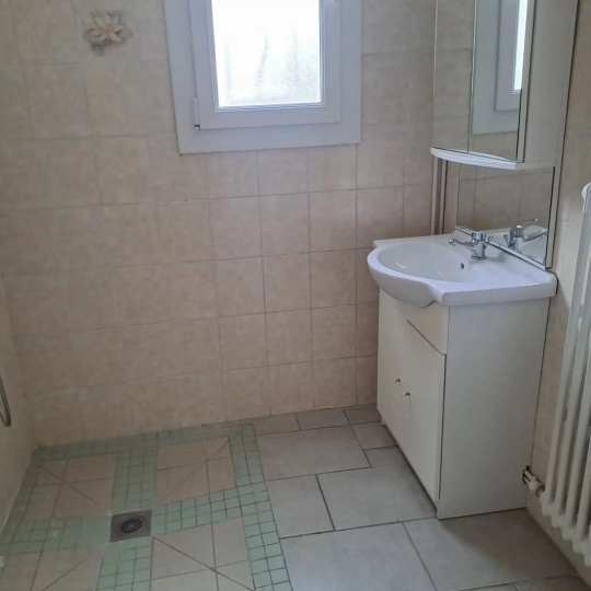  AGENCE TEMPLUM : Appartement | SORGUES (84700) | 67 m2 | 750 &euro; 