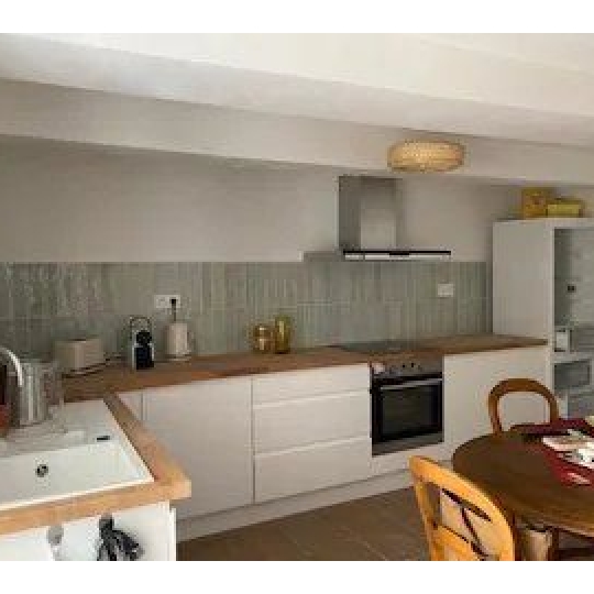  AGENCE TEMPLUM : Maison / Villa | CHATEAUNEUF-DU-PAPE (84230) | 81 m2 | 850 &euro; 