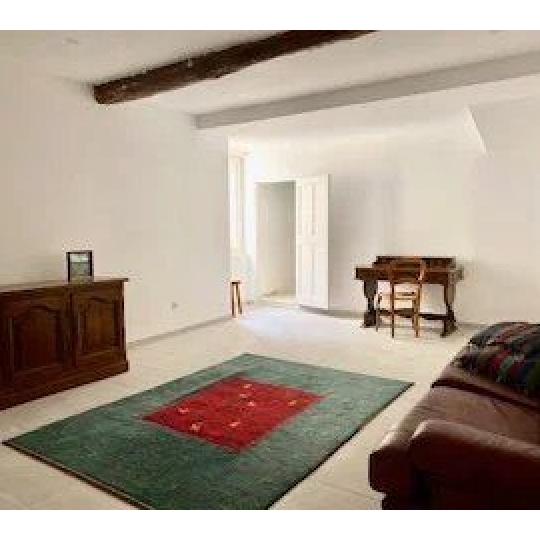  AGENCE TEMPLUM : Maison / Villa | CHATEAUNEUF-DU-PAPE (84230) | 81 m2 | 850 &euro; 