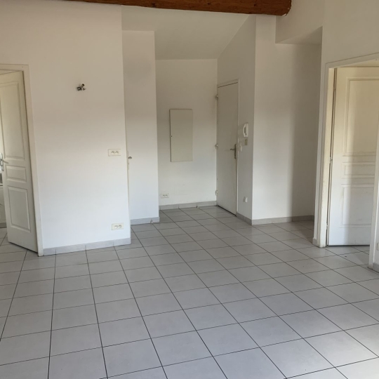  AGENCE TEMPLUM : Appartement | SORGUES (84700) | 38 m2 | 527 &euro; 