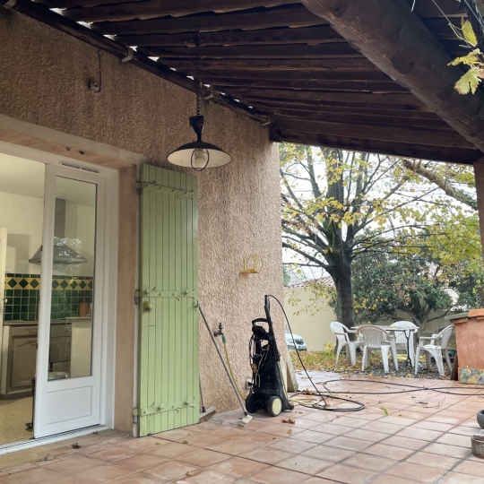  AGENCE TEMPLUM : Maison / Villa | SORGUES (84700) | 98 m2 | 1 004 &euro; 