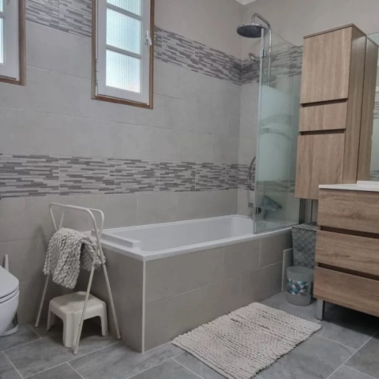  AGENCE TEMPLUM : Maison / Villa | SORGUES (84700) | 171 m2 | 399 000 € 