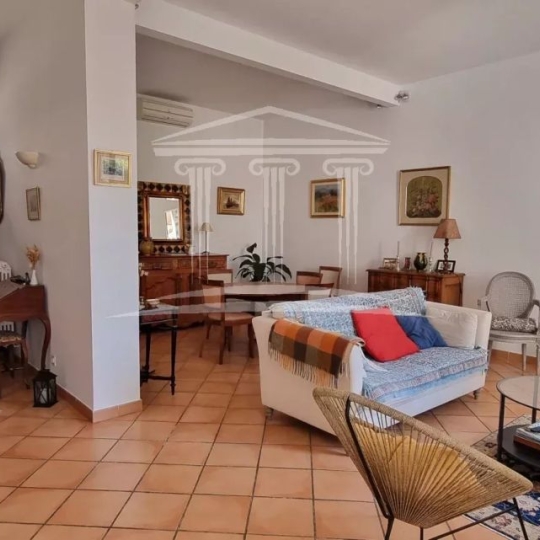  AGENCE TEMPLUM : Maison / Villa | SORGUES (84700) | 185 m2 | 550 000 &euro; 