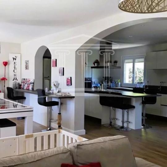  AGENCE TEMPLUM : Maison / Villa | SORGUES (84700) | 188 m2 | 515 000 &euro; 