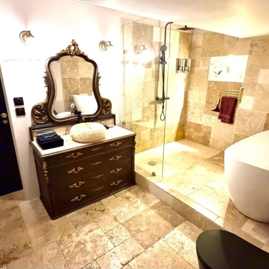  AGENCE TEMPLUM : Maison / Villa | SORGUES (84700) | 252 m2 | 399 880 &euro; 