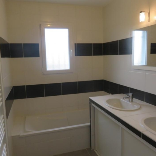  AGENCE TEMPLUM : Maison / Villa | GLUN (07300) | 108 m2 | 933 &euro; 