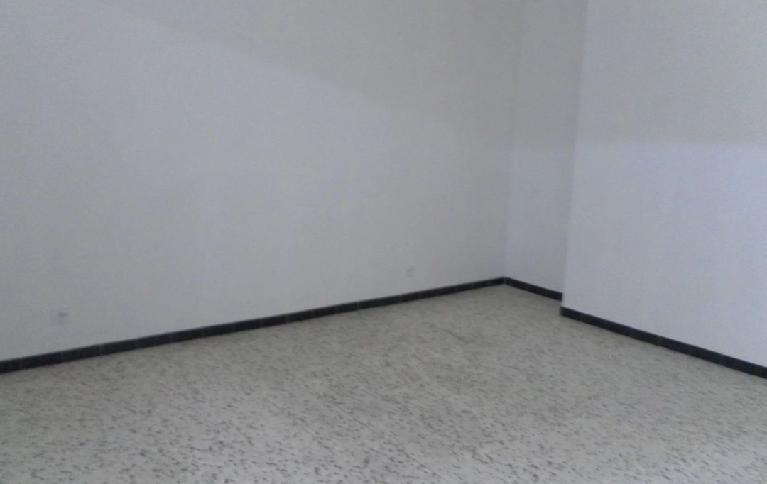 AGENCE TEMPLUM : Maison / Villa | SORGUES (84700) | 77 m2 | 843 &euro; 