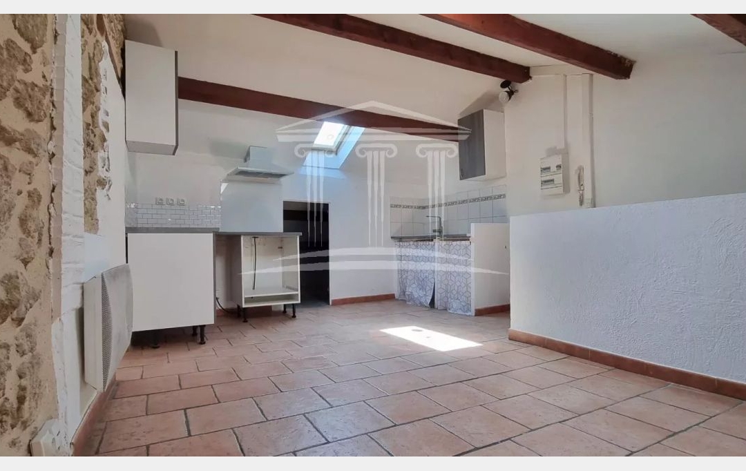 AGENCE TEMPLUM : Apartment | SORGUES (84700) | 35 m2 | 540 € 