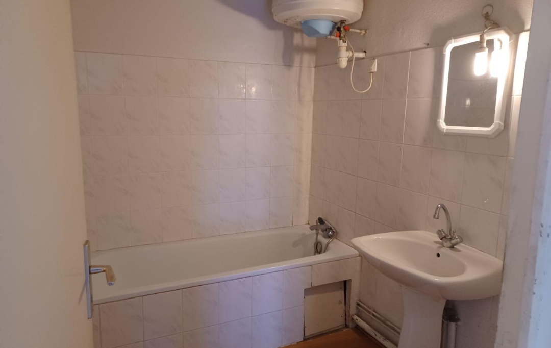 AGENCE TEMPLUM : Appartement | SORGUES (84700) | 55 m2 | 632 &euro; 