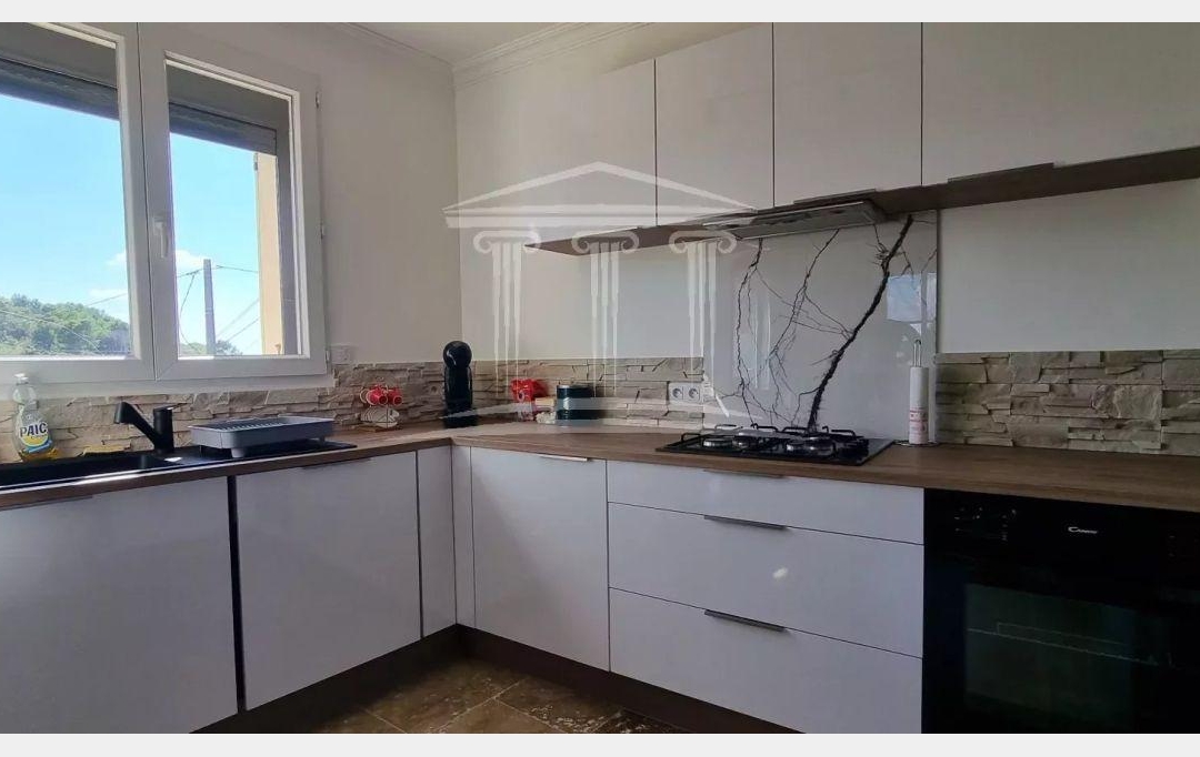 AGENCE TEMPLUM : Maison / Villa | CHATEAUNEUF-DU-PAPE (84230) | 40 m2 | 696 &euro; 