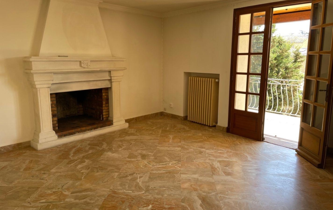 AGENCE TEMPLUM : Apartment | SORGUES (84700) | 111 m2 | 905 &euro; 