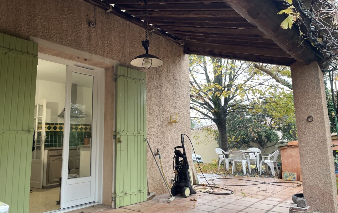 AGENCE TEMPLUM : Maison / Villa | SORGUES (84700) | 98 m2 | 1 004 &euro; 