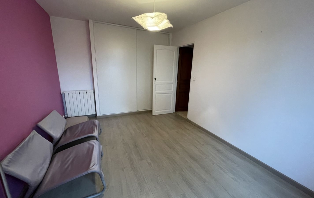 AGENCE TEMPLUM : Maison / Villa | SORGUES (84700) | 98 m2 | 1 004 &euro; 