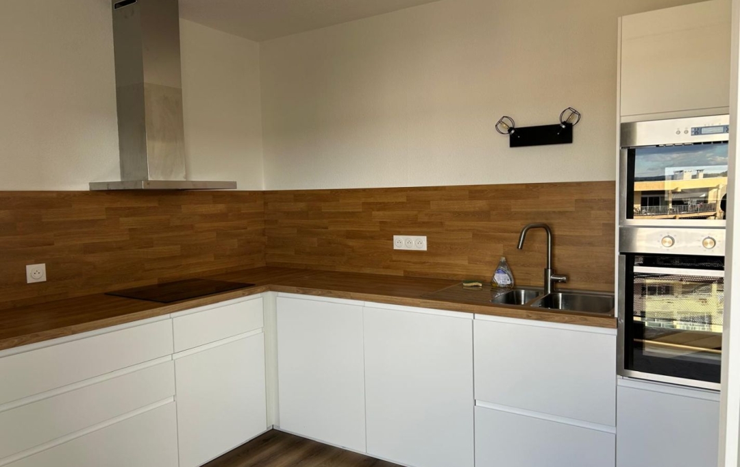 AGENCE TEMPLUM : Appartement | LES ANGLES (30133) | 54 m2 | 850 &euro; 