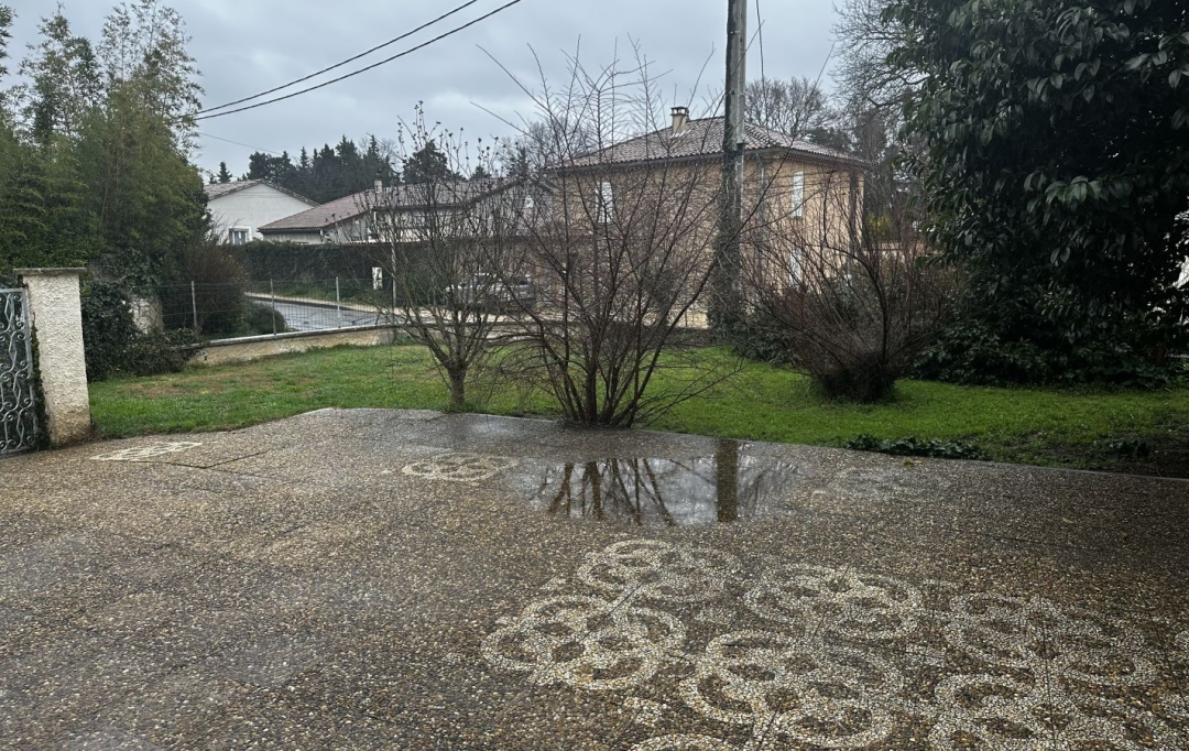 AGENCE TEMPLUM : Maison / Villa | MONTEUX (84170) | 85 m2 | 850 &euro; 