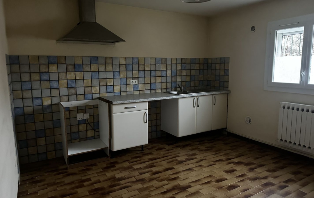 AGENCE TEMPLUM : Maison / Villa | MONTEUX (84170) | 85 m2 | 850 &euro; 