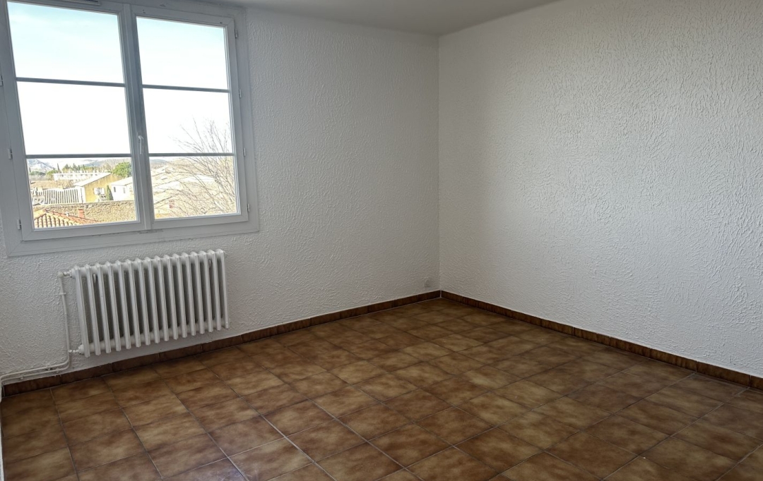 AGENCE TEMPLUM : Appartement | SORGUES (84700) | 56 m2 | 670 &euro; 