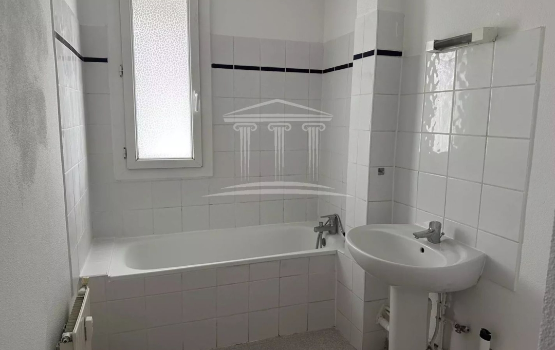 AGENCE TEMPLUM : Appartement | SORGUES (84700) | 72 m2 | 79 000 € 