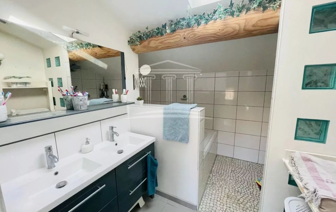 AGENCE TEMPLUM : Maison / Villa | SORGUES (84700) | 0 m2 | 184 000 &euro; 