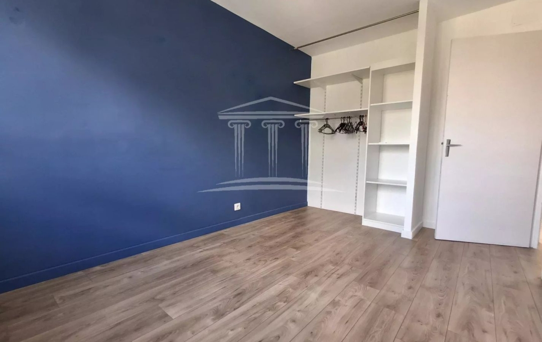 AGENCE TEMPLUM : Appartement | SORGUES (84700) | 66 m2 | 100 000 &euro; 