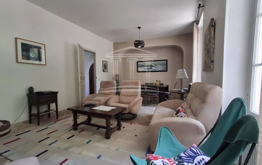 AGENCE TEMPLUM : Maison / Villa | SORGUES (84700) | 163 m2 | 490 000 &euro; 