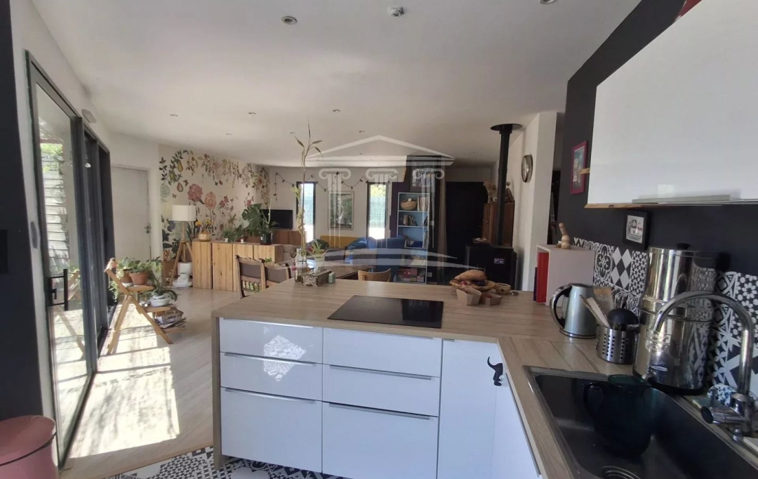 AGENCE TEMPLUM : Maison / Villa | SORGUES (84700) | 97 m2 | 285 000 &euro; 
