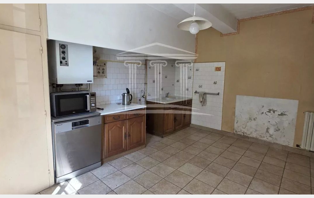 AGENCE TEMPLUM : Maison / Villa | ENTRAIGUES-SUR-LA-SORGUE (84320) | 161 m2 | 252 000 &euro; 