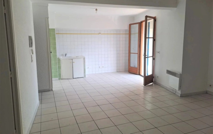 Appartement P2   SORGUES  42 m2 530 € 