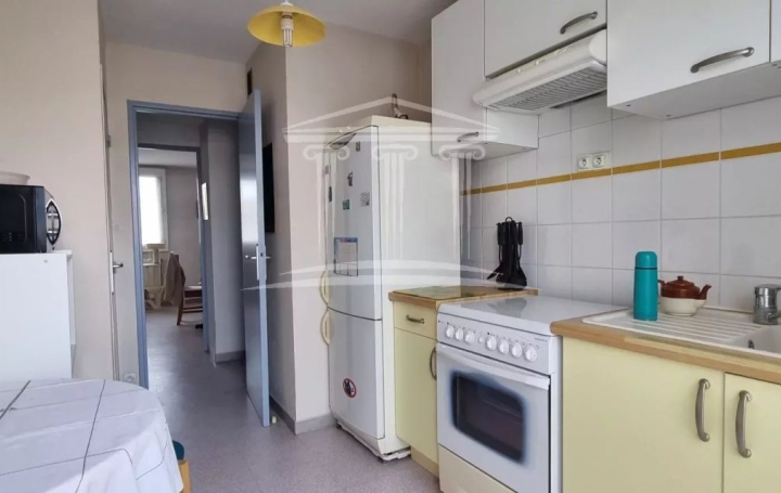 Appartement P4 SORGUES 72 m2 89 000 € Appartement P4 SORGUES 72 m2 89 000 €