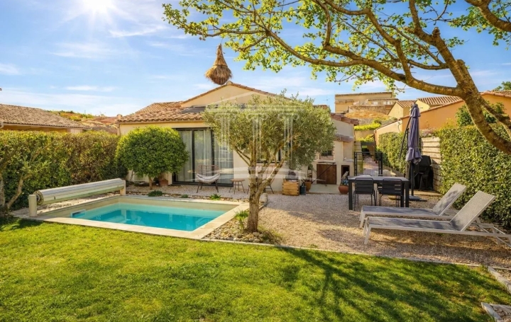 Maison   SORGUES  117 m2 353 600 € 