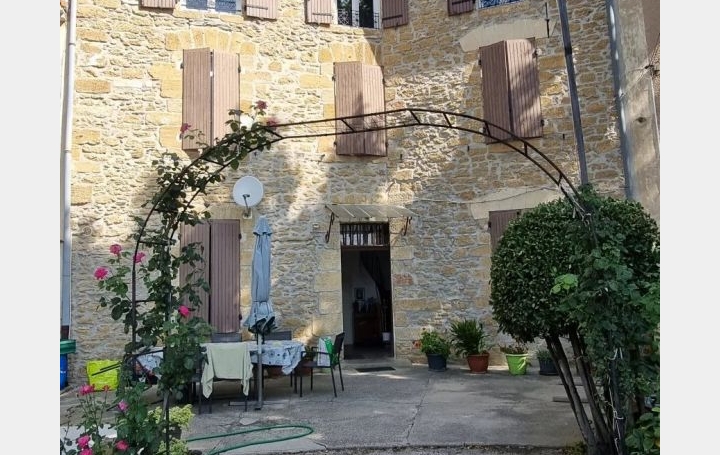 Maison   SORGUES  130 m2 200 000 € 