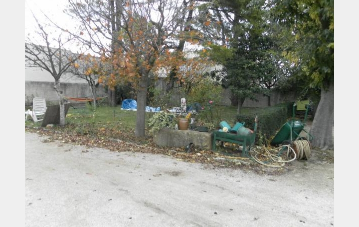 AGENCE TEMPLUM : Terrain | ENTRAIGUES-SUR-LA-SORGUE (84320) | 0 m2 | 127 800 &euro; 