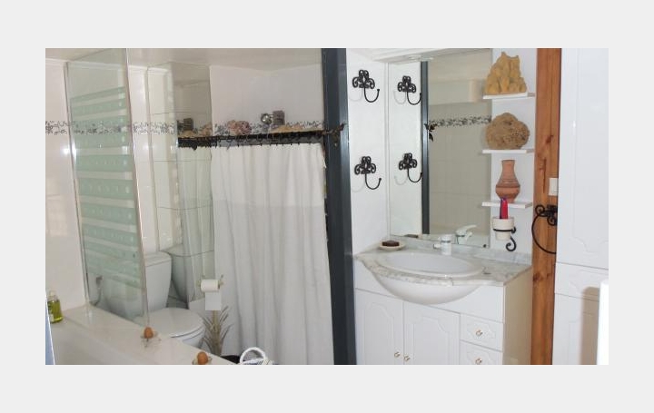 AGENCE TEMPLUM : Maison / Villa | ENTRAIGUES-SUR-LA-SORGUE (84320) | 170 m2 | 279 000 &euro; 